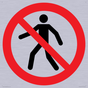 P004 Prohibition: No thoroughfare